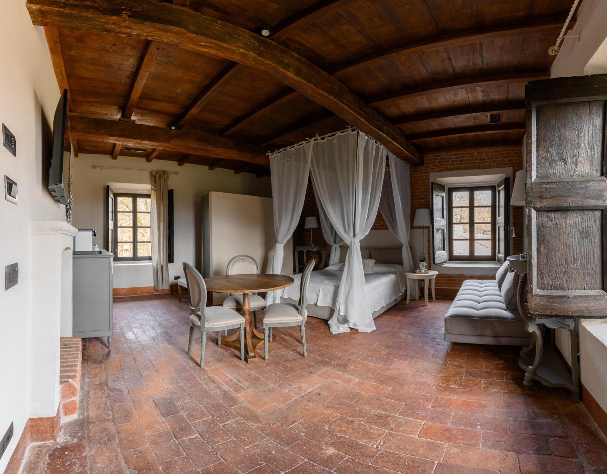 Castello Di Piovera 외부 사진